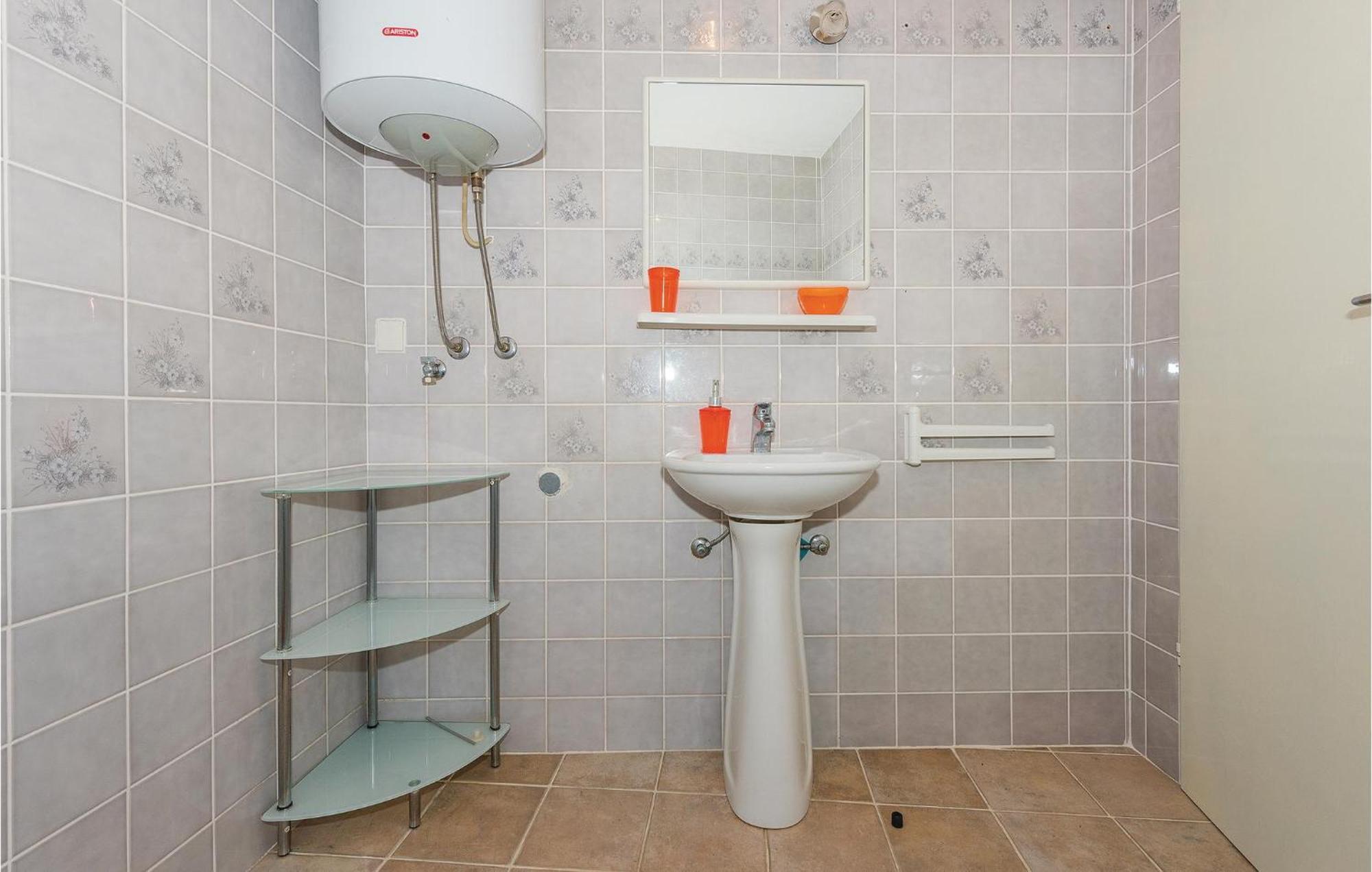 Lovely Apartment In Rogoznica With Wifi المظهر الخارجي الصورة